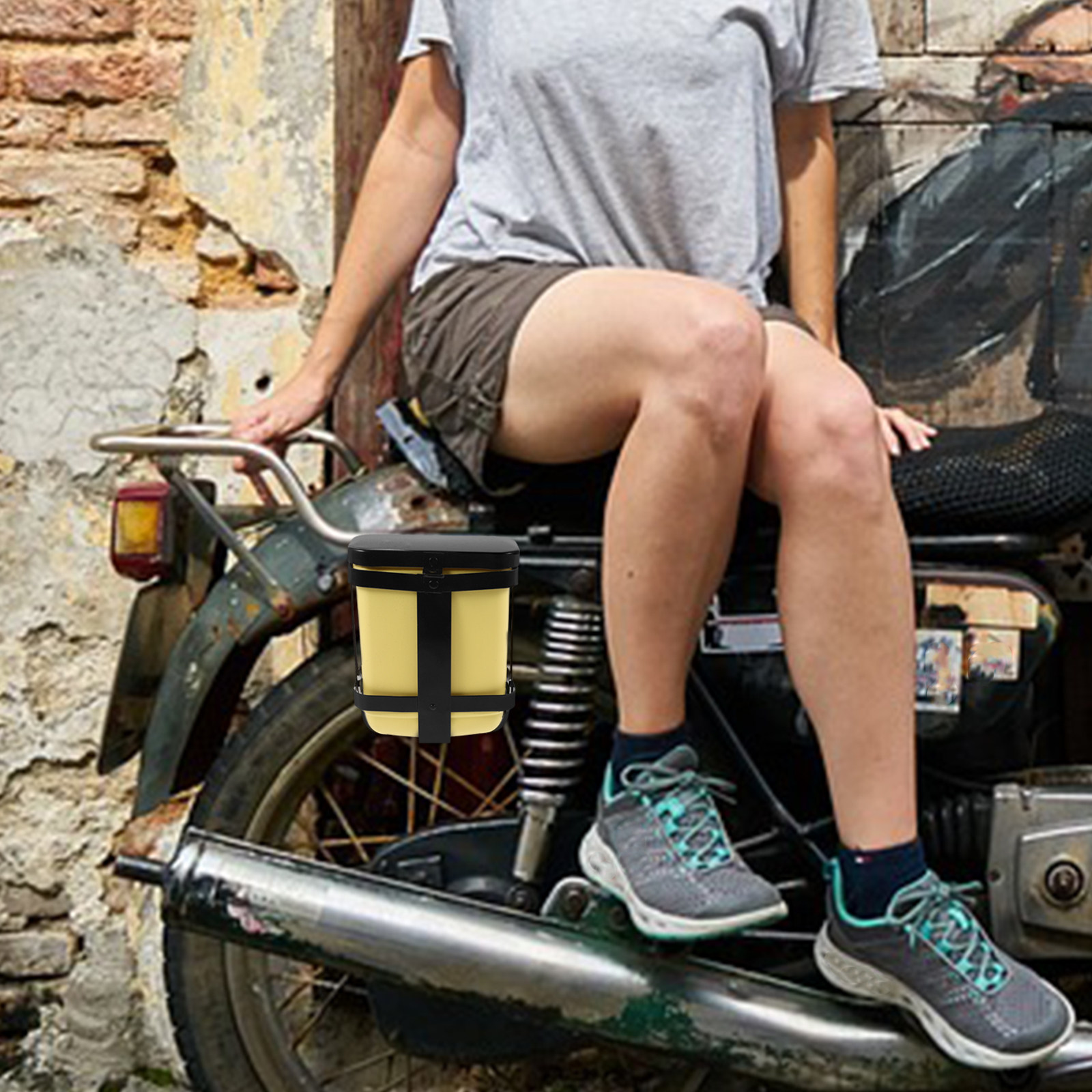 バイク用ツールボックス 高耐久防水収納ケース バンパーサイド - Motorcycle Gear Organizer のレビューと価格